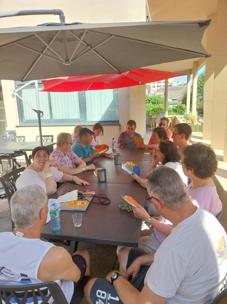Repas partagé par les résidents du foyer de Tulle